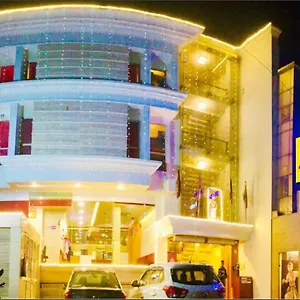 https://hotel-dasaprakash.agrahotelsindia.net