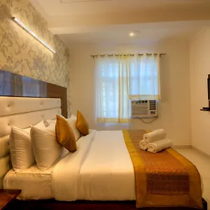 https://hotel-ark-of-avalon.hotelsdelhi.org