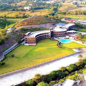 3* Otel Seasons Park